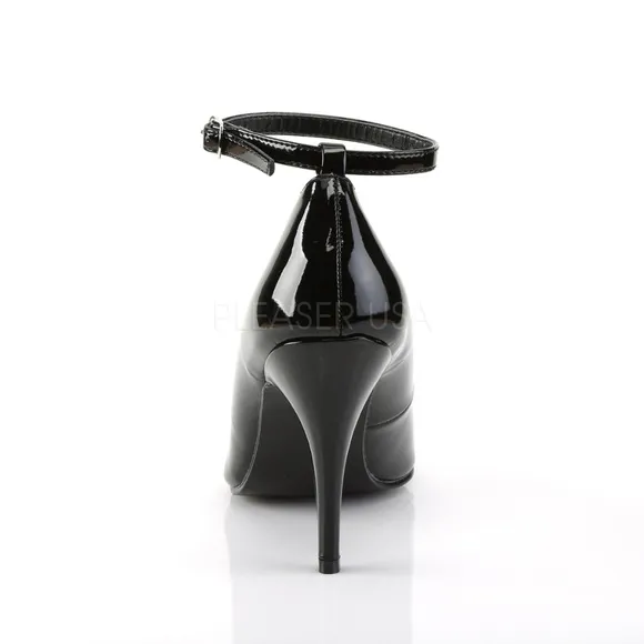 Patent Leather Pointed Toe Shoes