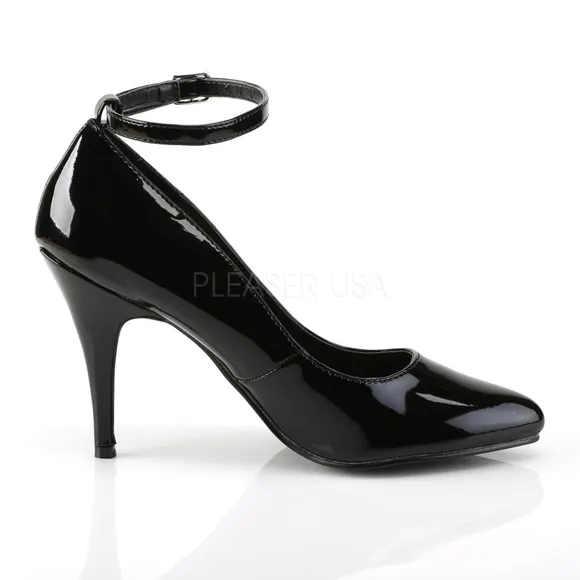 Patent Leather Pointed Toe Shoes