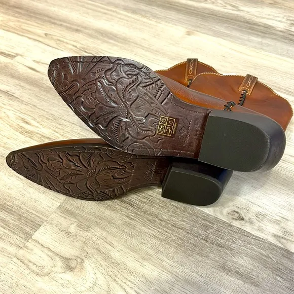 Patricia Nash Bergamo Leather Western Boot / Cognac Brown Cowboy Boots / Size 11