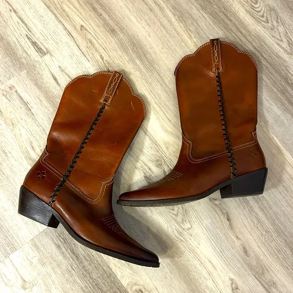Patricia Nash Bergamo Leather Western Boot / Cognac Brown Cowboy Boots / Size 11