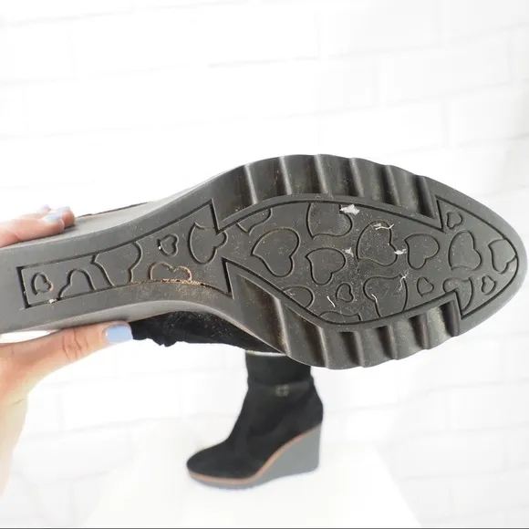 Paul Smith sz 41 black suede wedge ankle booties