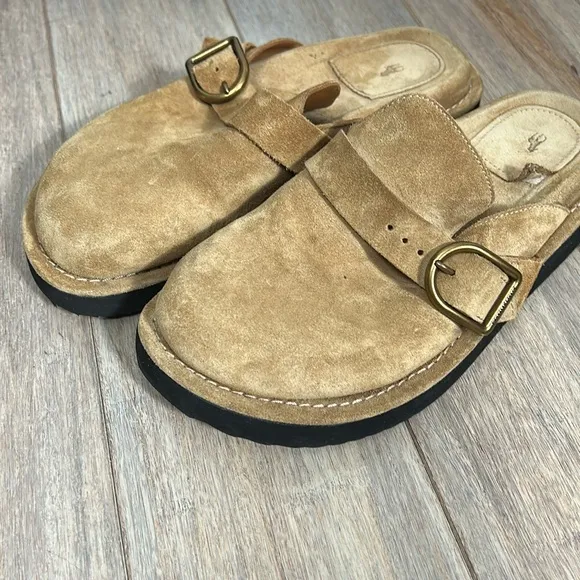 Polo Ralph Lauren  Sueded Calfskin Clog Tan Suede Slip-On Shoes sz 7