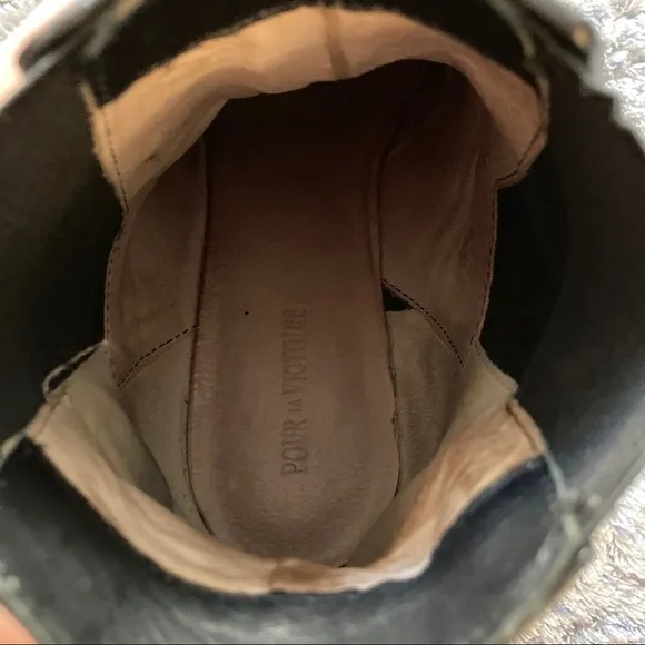 Pour La Victoire classic leather Chelsea boots