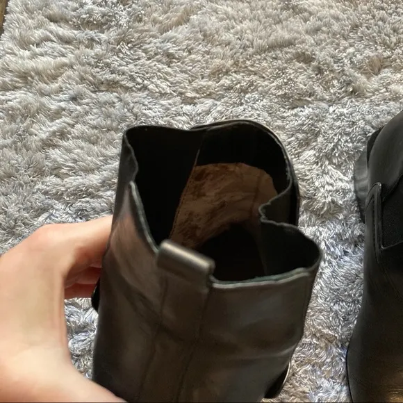 Pour La Victoire classic leather Chelsea boots
