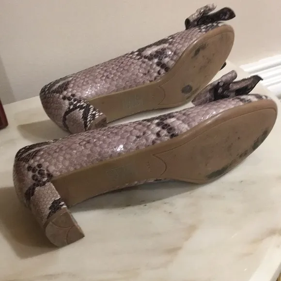 Prada reptile Embossed Leather shoes with bow ties sz.36.5.