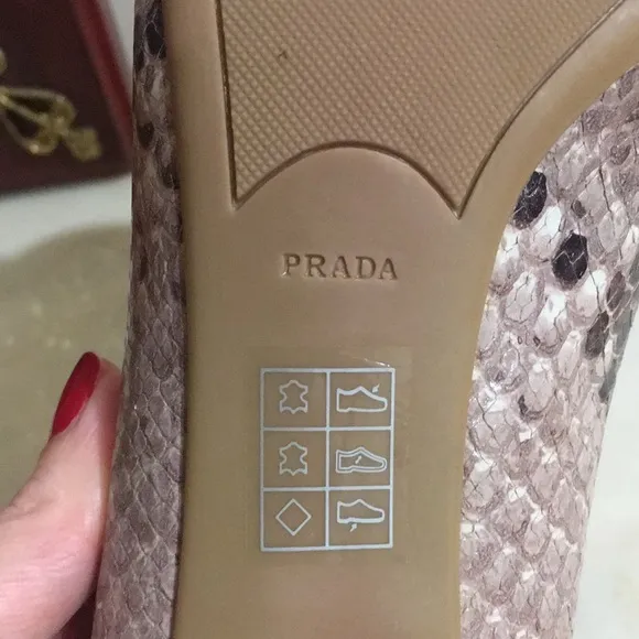 Prada reptile Embossed Leather shoes with bow ties sz.36.5.