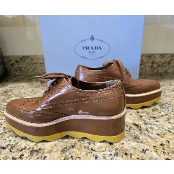 Prada Spazzolato Colo Platform Oxford Shoes Brown size 36 (US 5.5) Box Included