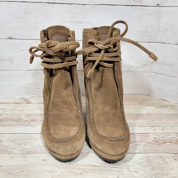 Prada Tan Suede lace-up wedge boots EU 39