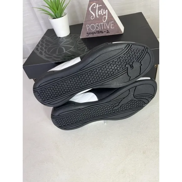 Puma Tune Cat 3 Youth Size 5C Leather Shoes White / Black Sneakers New!