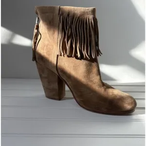 Rag &amp; Bone Newbury Fringed Camel Suede Ankle Boots Size 10