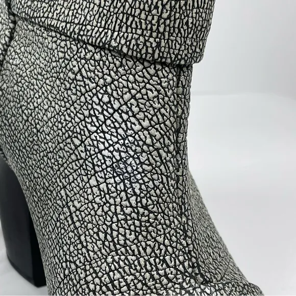 Rag &amp; Bone Newbury Iron Classic Crackle Texture Leather Zip Ankle Boots …