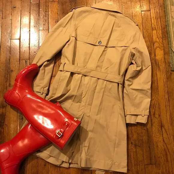 RARE Hunter Classic Trench Coat!
