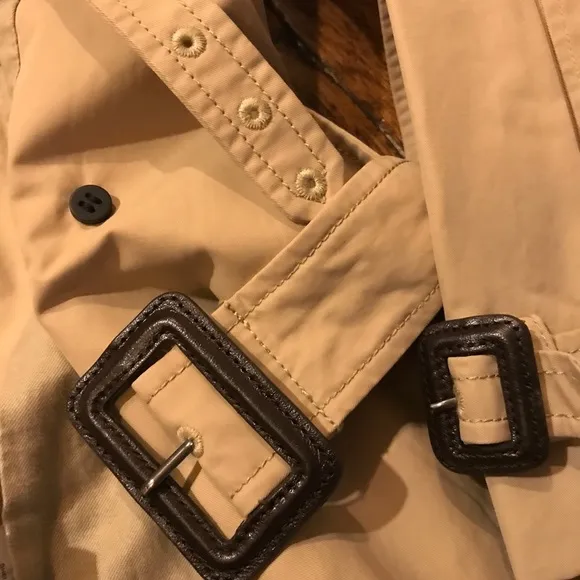 RARE Hunter Classic Trench Coat!