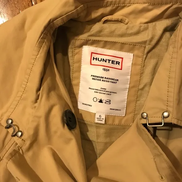 RARE Hunter Classic Trench Coat!