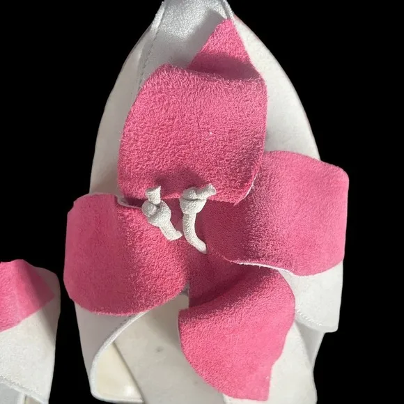 RARE!!!  Kate Spade Suede Pink Flower Slip-On Sandal  - Size 8 1/2 N