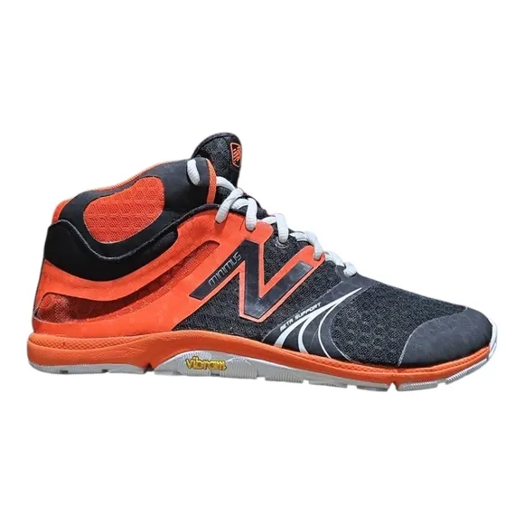 Rare New Balance Men's Size 8.5 2E Minimus 20v3 Mid-Cut Cross Trainer High Top
