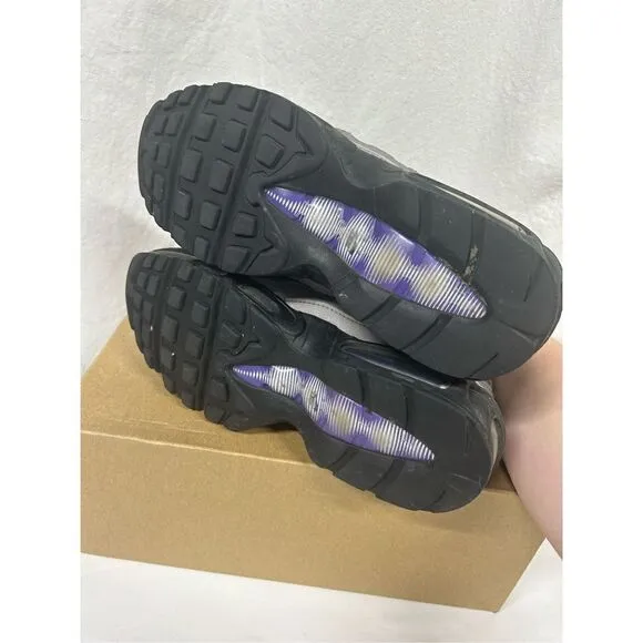 RARE Nike Air Max 95 Black Purple Grape AO2450-002 Sz 8 Men's Shoes Used