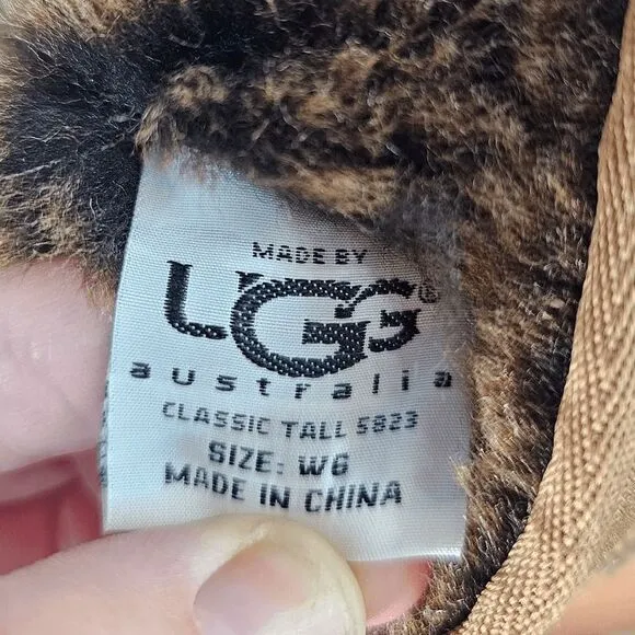 RARE Ugg Classic tall Boots Bronze 5823 Size 6 Leather Sherpa