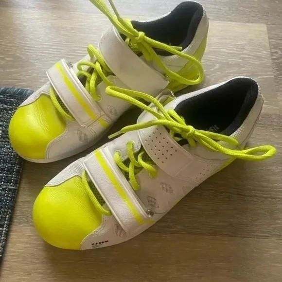 ReeBok Crossfitting powerlifting Squatting Platform Shoes