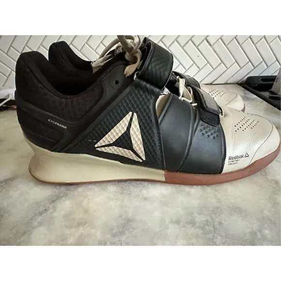 Reebok Legacy Lifter White Black size 12.