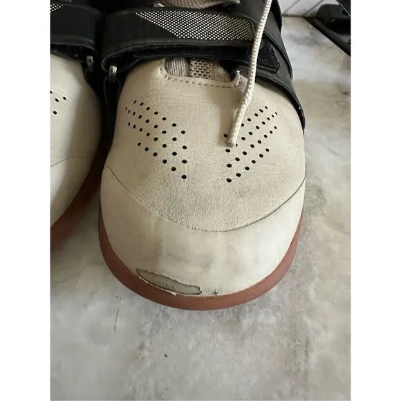 Reebok Legacy Lifter White Black size 12.