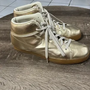 Reebok T Raww Gild High Top Men’s Shoes Size 12