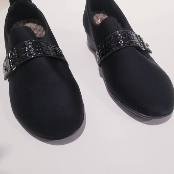 REVERE Shoes Genoa Black Slip on Stretch Loafer