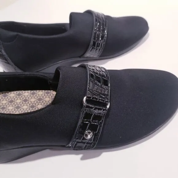 REVERE Shoes Genoa Black Slip on Stretch Loafer