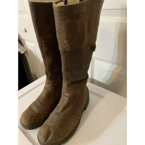 RIEKER Size 8.5,‎ Eur 39 Woman’s Brown Suede Boots Zip