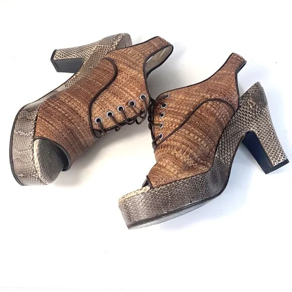 Rochas Leather Woven Straw Snakeskin Sandals