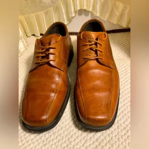ROCKPORT LACE UP SHOES