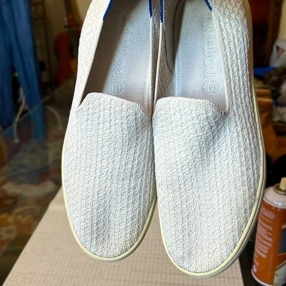 👟Rothys sneakers 👟 , Slip On women Sneakers  In 🍯Honeycomb Salt ,Size 9.