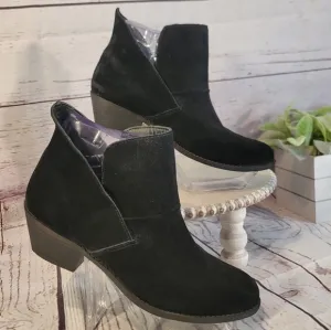 Ruff Hewn Eastern Women's Black Suede Ankle Boots Size 8.5M