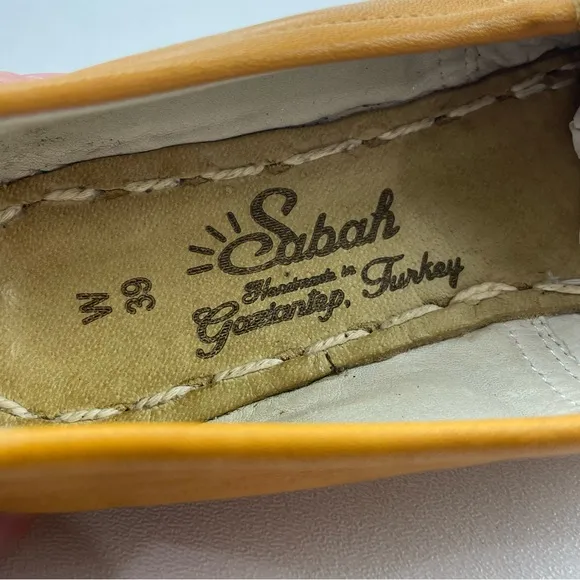 Sabah Womens Size EU 39 US 7.5-8 Mustard Yellow Leather Slip On Handmade Shoes