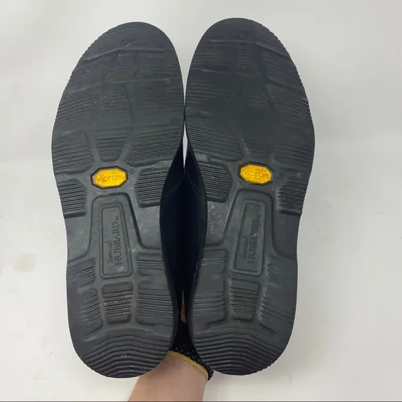 Samual Hubbard Black loafer shoes, size 9