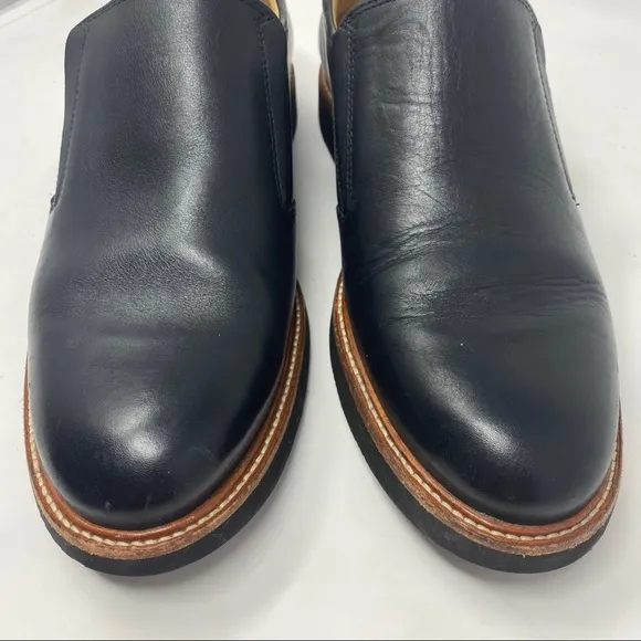 Samual Hubbard Black loafer shoes, size 9