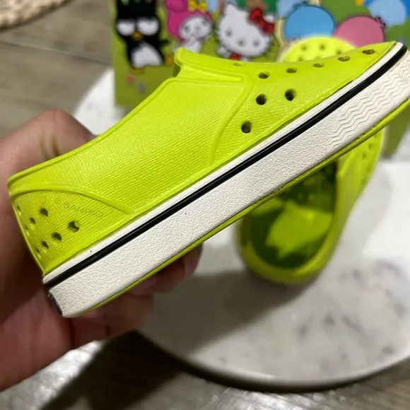 SANRIO Native Shoes RARE Miles Sanrio Keroppi Size 6C Kids Slip ON Shoes