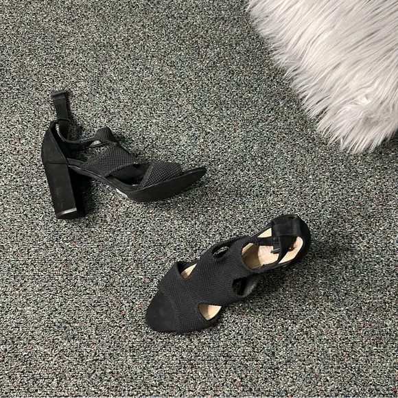 SCHUTZ Black Mesh &amp; Suede Strappy Buckle Block Heel Open-Toe Comfy Shoes Sz 7.5