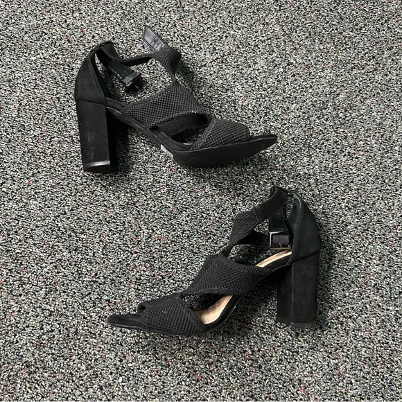 SCHUTZ Black Mesh &amp; Suede Strappy Buckle Block Heel Open-Toe Comfy Shoes Sz 7.5