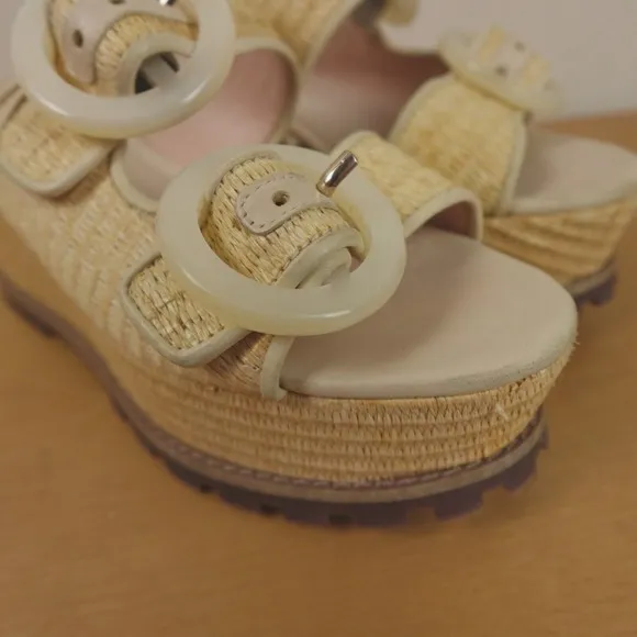 Schutz Sandals Beige Tan Raffia Woven Platform Wedge Bela