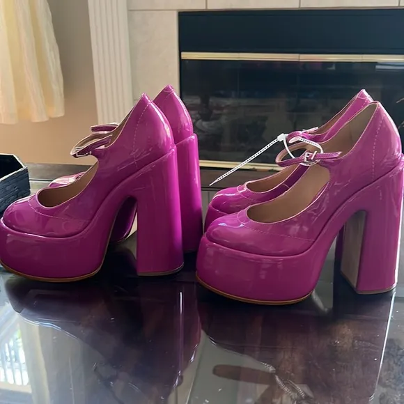 Schutz Zayne Patent Platform Mary Jane Pumps