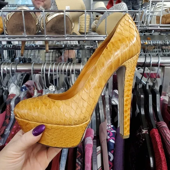SERGIO ROSSI 100% Python Authentic Heels Sz 6 EUC!