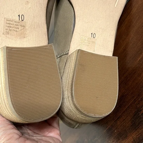 Seychelles Snare Leather Ankle Boots Women's size 10 NWOB Tan Classic Minimalist