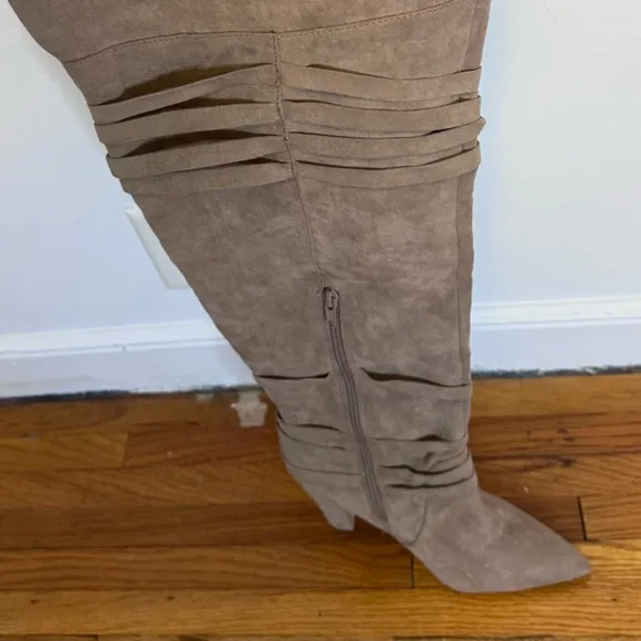 Shoe Dazzle Tan Over the Knee Boots with Chunky Heel and Wraparound Lacing