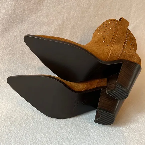 SIGERSON MORRISON Kalie Tan Suede Micro Stud Boots