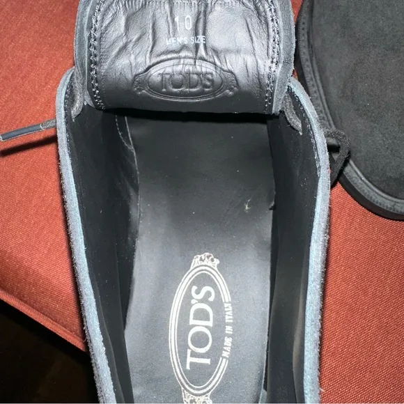 Size 10 Tod’s Suede Boots