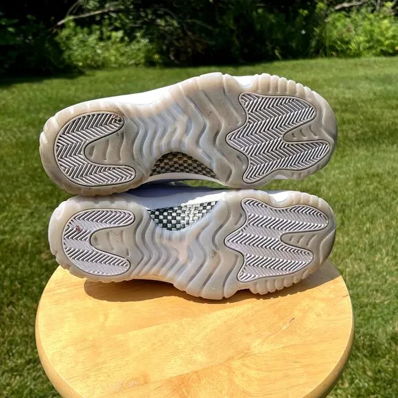 Size 10.5 - Wmns Nike Air Jordan 11 Retro Low Pure Violet Women's Shoes