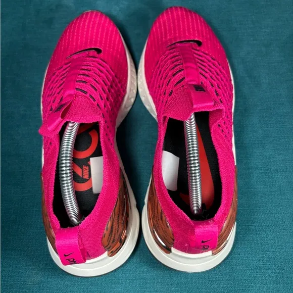 Size 11 - Women’s Nike React phantom Flyknit pink shoes