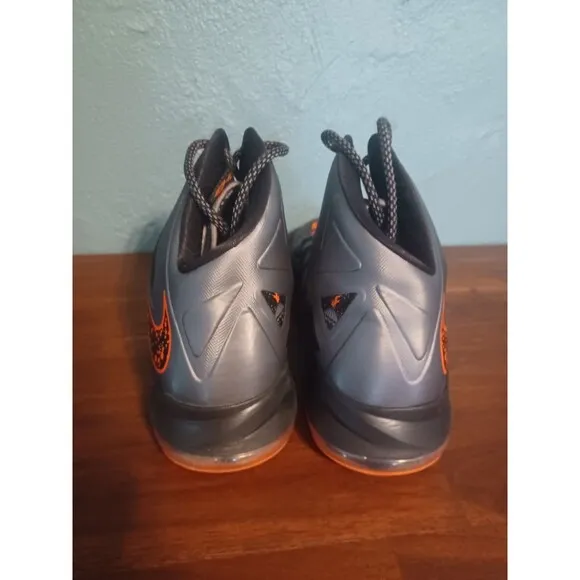 Size 11.5 - Nike LeBron 10 Lava 2012. Original Pair LeBron X Great Condition!