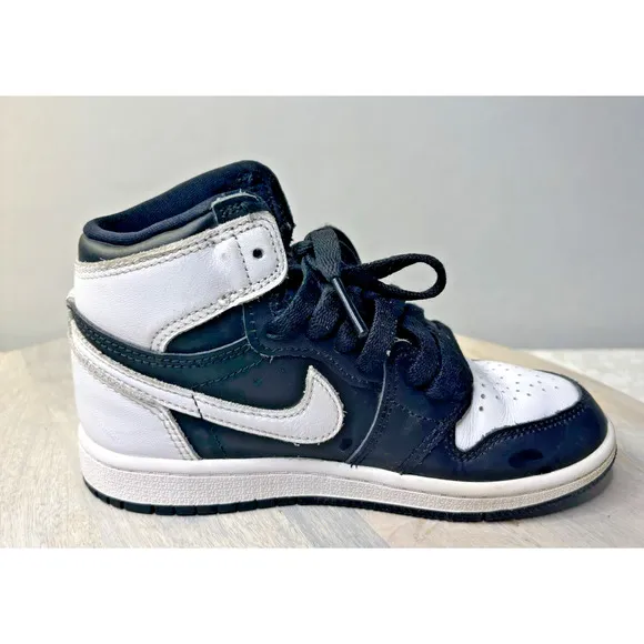 Size 12.5C Kids- Air Jordan 1 Retro OG High Black White FD1412-010